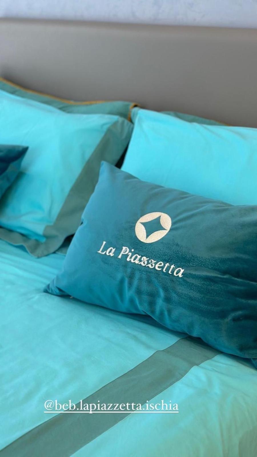 B&B La Piazzetta イスキア島 エクステリア 写真